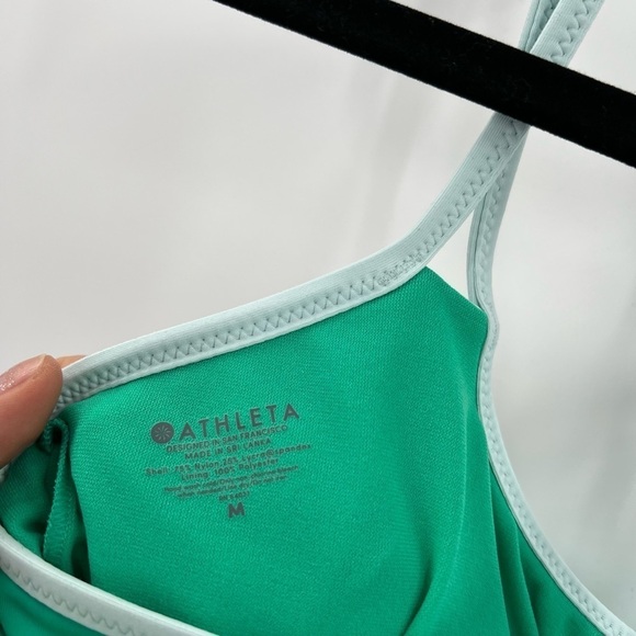 Athleta 2 Tone Green Activewear/Bra Ladies Medium - Picture 3 of 3